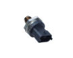 Senzor tlaku paliva MAXGEAR 21-0687