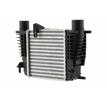 Chladič plniaceho vzduchu HELLA 8ML 366 470-891