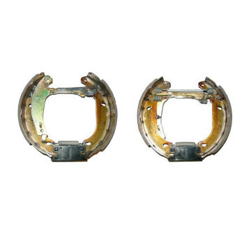 Sada brzdových čeľustí BOSCH 0 204 114 012