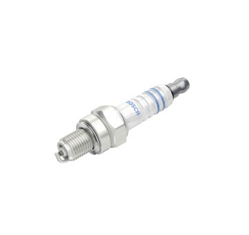 Zapalovací svíčka BOSCH 0 242 045 508