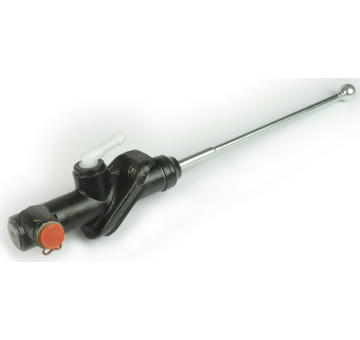 Hlavní válec, spojka BOSCH 0 986 486 091