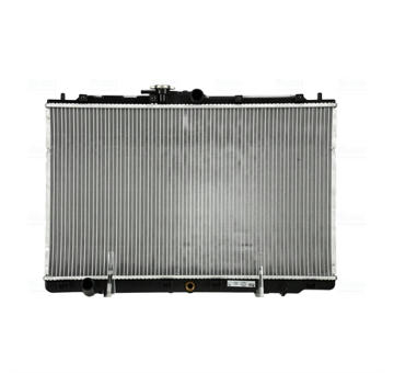 Chladič motora NISSENS 606945