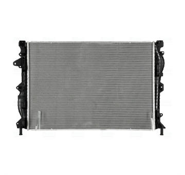 Chladič motora NISSENS 607181