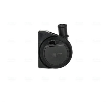 Doplňovací vodní čerpadlo, chladič plnicího vzduchu NISSENS 833660