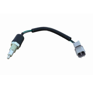 Spínač cúvacích svetiel VEMO V26-73-0036