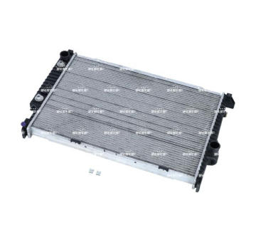 Chladič motora NRF 53870