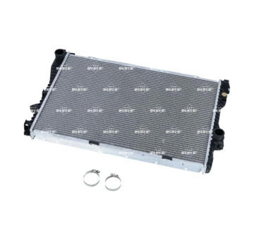 Chladič motora NRF 55323