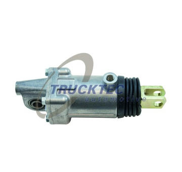 Spínač, jízdní poloha TRUCKTEC AUTOMOTIVE 01.24.073