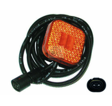Boční obrysové světlo DT Spare Parts 3.31110