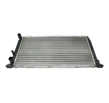 Chladič, chlazení motoru MAXGEAR AC211024