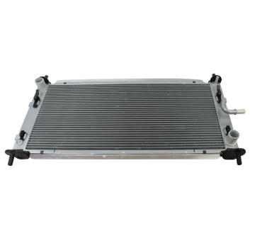 Chladič motora MAXGEAR AC830292