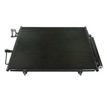 Kondenzátor klimatizácie MAXGEAR AC830306