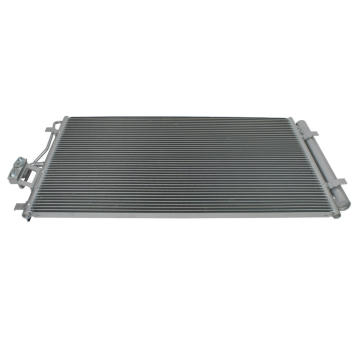 Chladič motora MAXGEAR AC830325