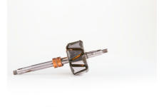 Rotor alternátora BOSCH F 000 LD1 042