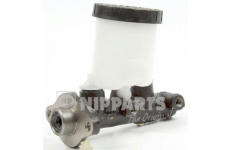 Hlavní brzdový válec NIPPARTS J3103050