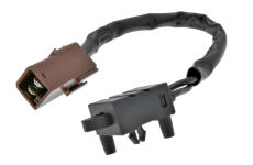 Spinac, ovladani spojky (rizeni motoru) ELTA AUTOMOTIVE EV1516